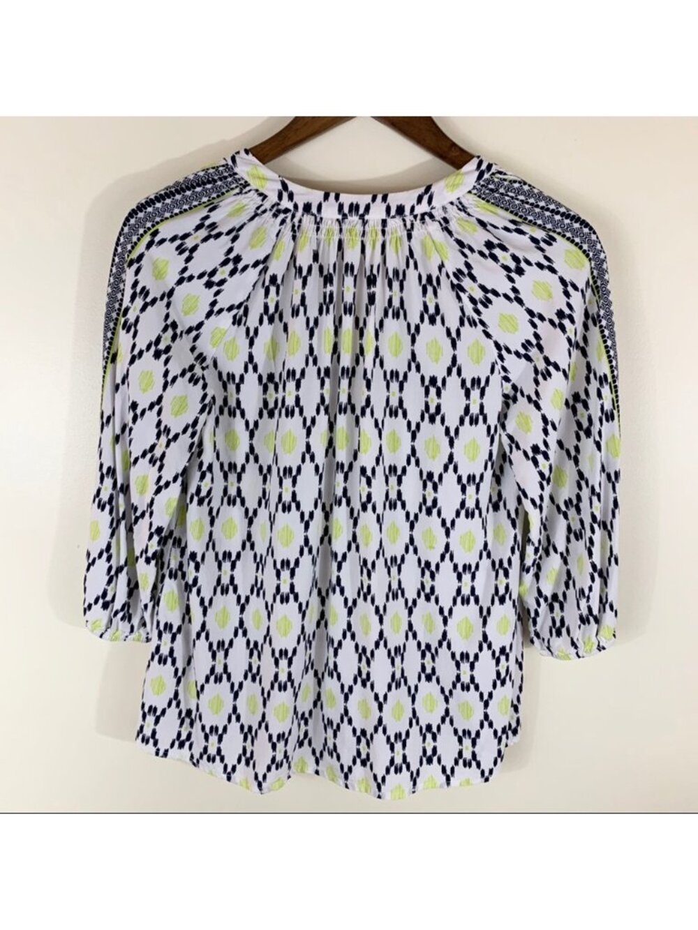 Blouse - Picture 2 of 2